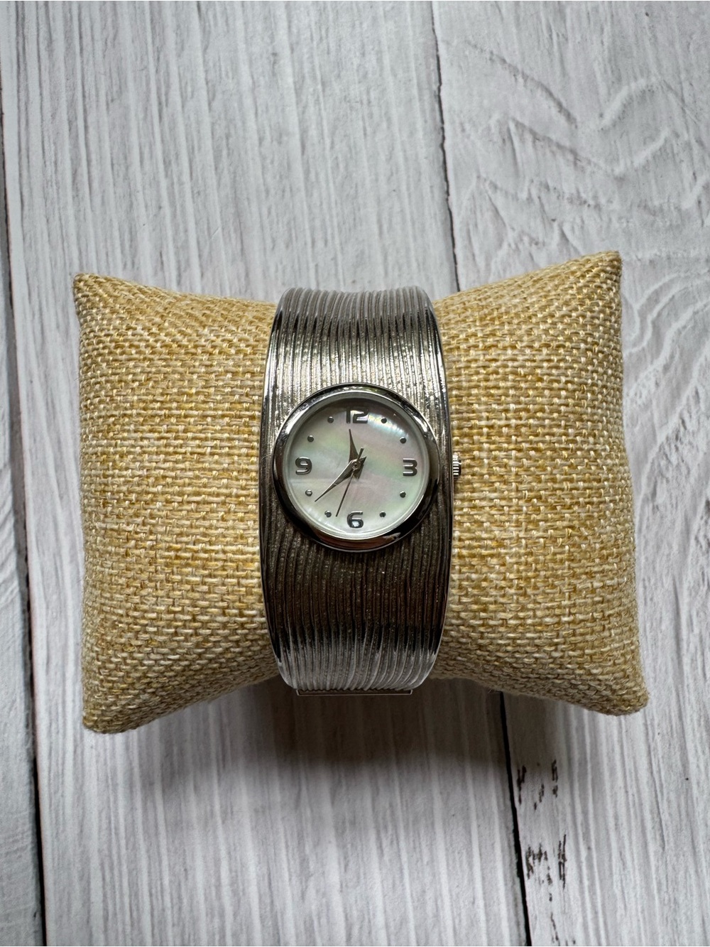 FMD Vintage Silver Tone Textured Cuff Bangle Watch Mother of Pearl Rhinestone